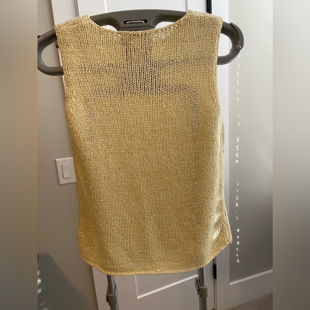 Jones New York Sleeveless Sweater